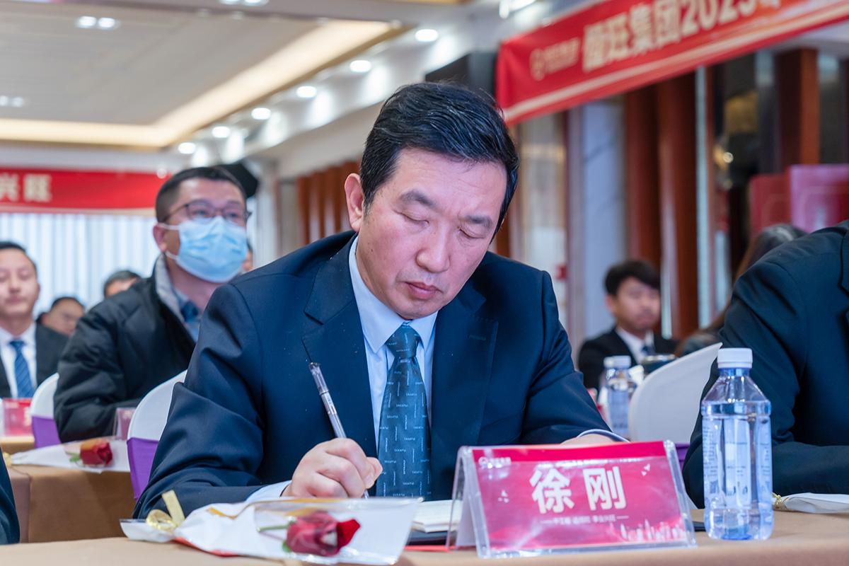 副總經理徐(xú)剛